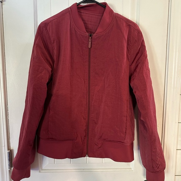 Lululemon serene travels bomber reversible jacket in Chianti red size 12 - Picture 5 of 10